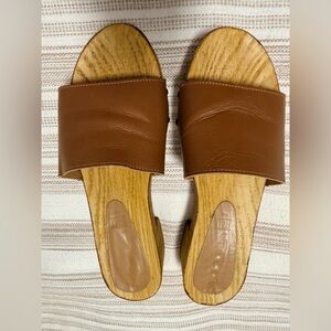 Women's Brown Slide Sandals - Leather Upper, Wood-Look Footbed